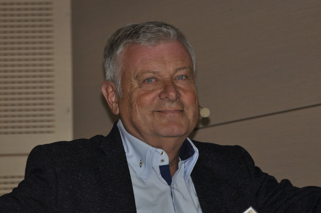Prof. Dr. Dirk Dujesiefken sagte: "Baumschutz ist auch Klimaschutz".