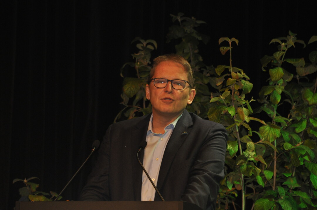 Nabu-Prsident Jrg-Andreas Krger warb fr die Landschaftsgrtner als Mitstreiter.