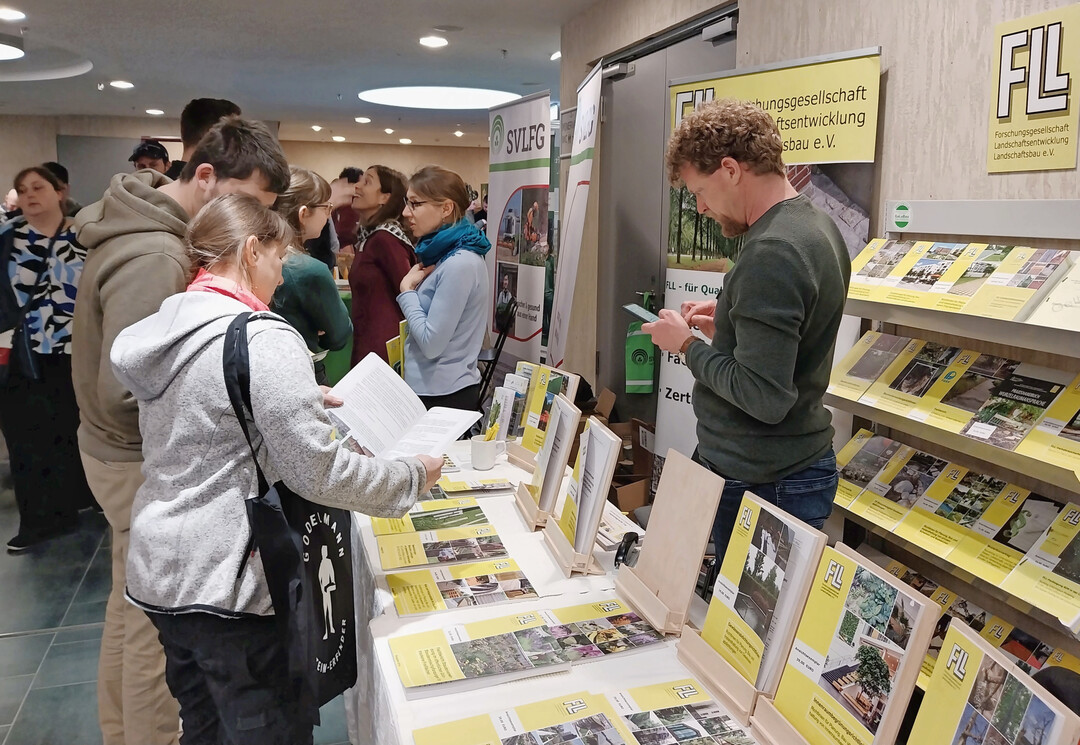 In den Pausen konnten die Gste netzwerken und die Ausstellung besuchen.