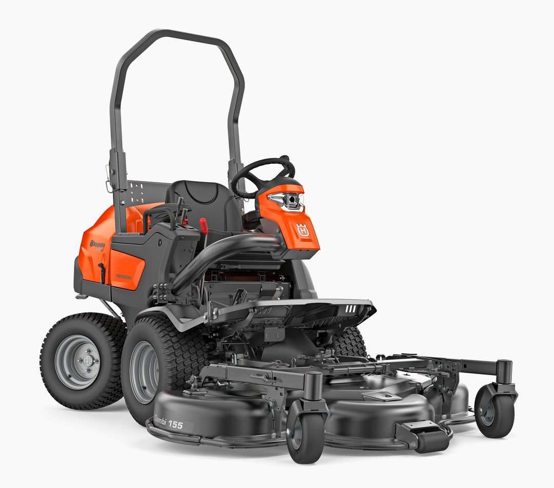 Eine Hybridmaschine mit Dieselmotor und elektrischem Fahrantrieb ist der Husqvarna P 535HX. Charakteristisch ist auch der Lenkmechanismus.