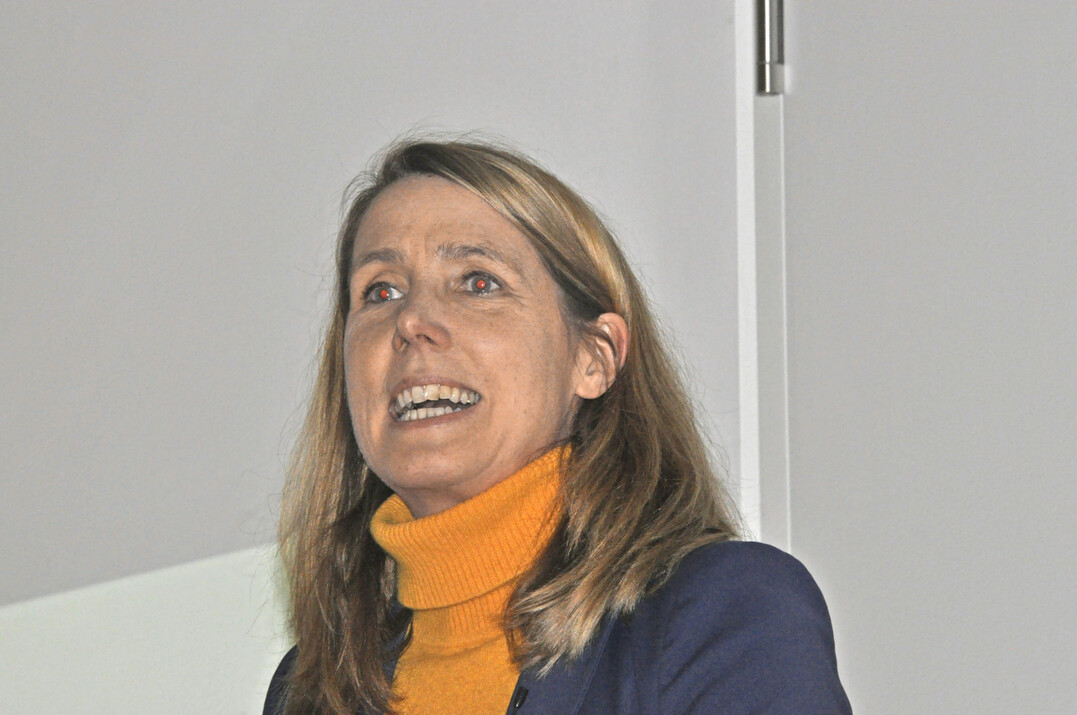 Dr. Katrin Hcherl