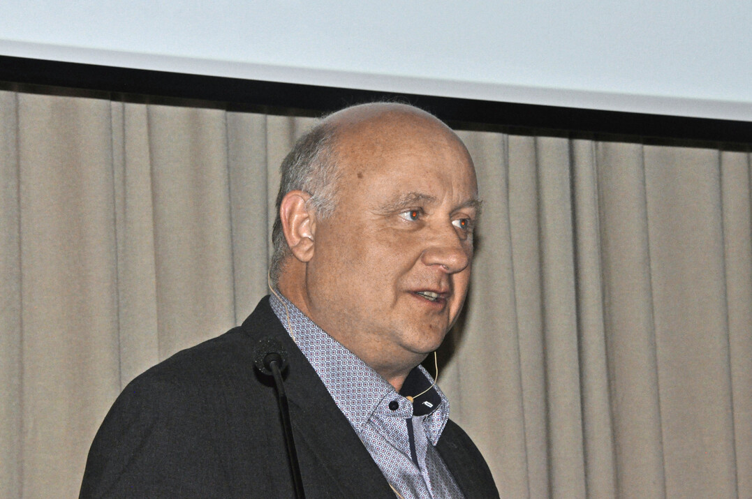 Dr. Thomas Aenis