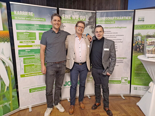 V. l. Benjamin Badum, neuer stellvertretender Vorsitzender der VGL Bayern-Regionalgruppe Oberfranken, sein Vorgnger Stefan Wei und Andr Frizino, Regionalvorsitzender Oberfranken