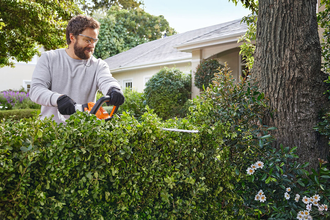 Das grte Entlastungspotenzial bietet dabei fr 71 %* der Rasenmher, hat das STIHL Gartenbarometer 2025 herausgefunden.