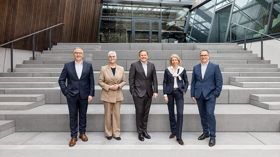 STIHL Vorstand (von links): Dr. Michael Prochaska (Personal und Recht), Ingrid Jgering (Finanzen und IT), Michael Traub (Vorstandsvorsitzender, Vertrieb und Marketing), Anke Kleinschmit (Entwicklung), Martin Schwarz (Produktion und Materialwirtschaft)