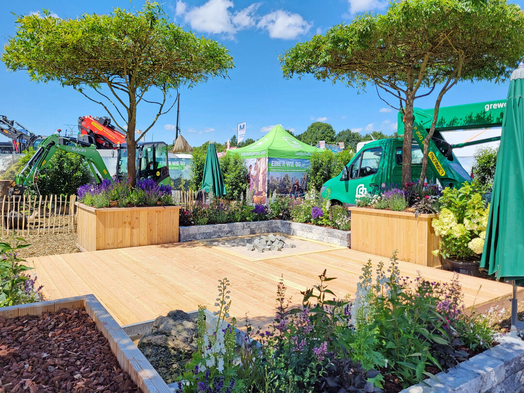 Die Mitgliedsbetriebe des VGL Niedersachsen-Bremen prsentierten sich auf der Freilandmesse in Tarmstedt unter anderem mit einem Mustergarten.