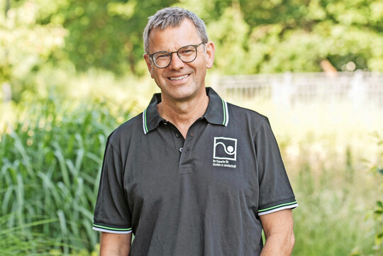 Dr. Reinhard Schrader