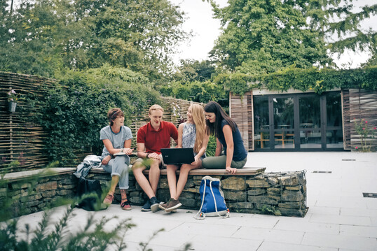 Studierende der Technischen Hochschule Ostwestfalen-Lippe