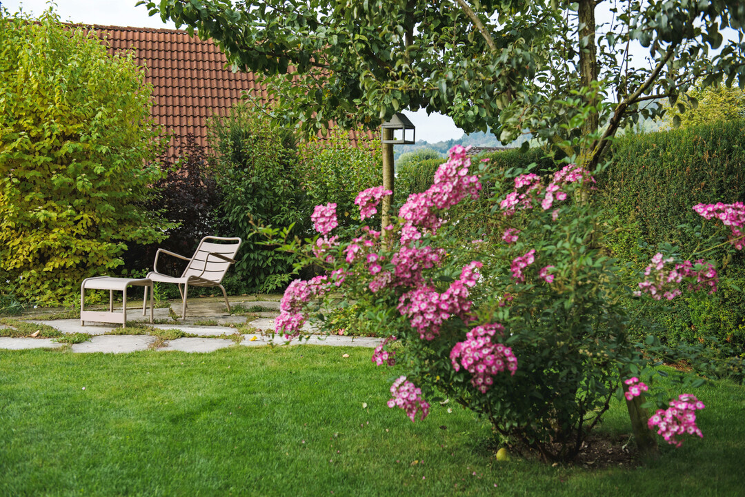 Natrliche Gartenpltze gehren ebenso zum Programm 