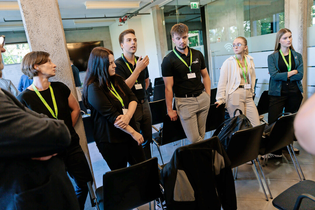 Bei Workshops zu vier Zukunftsthemen arbeiteten die TeilnehmerInnen des „Zukunftstags Gartenschau“ aktiv mit.