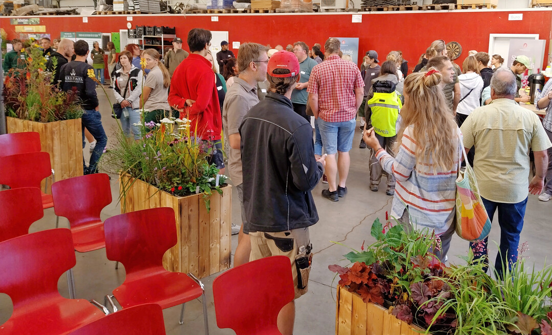 Empfang der Kunden und ihrer Azubis