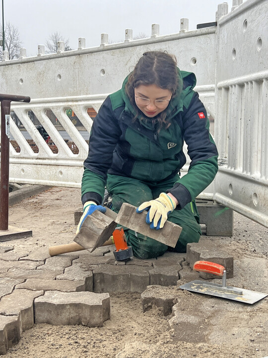 Trotz des organisatorischen Mehraufwands lohnt sich die Instandhaltung und bietet Mitarbeitenden, die Abwechslung lieben, einen spannenden Arbeitsplatz.