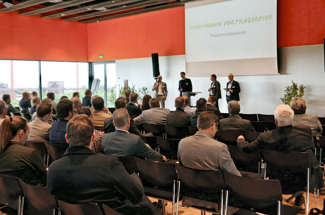 Mit der Knappmann Vortragsreihe 2025 betreibt das Unternehmen Marketing.