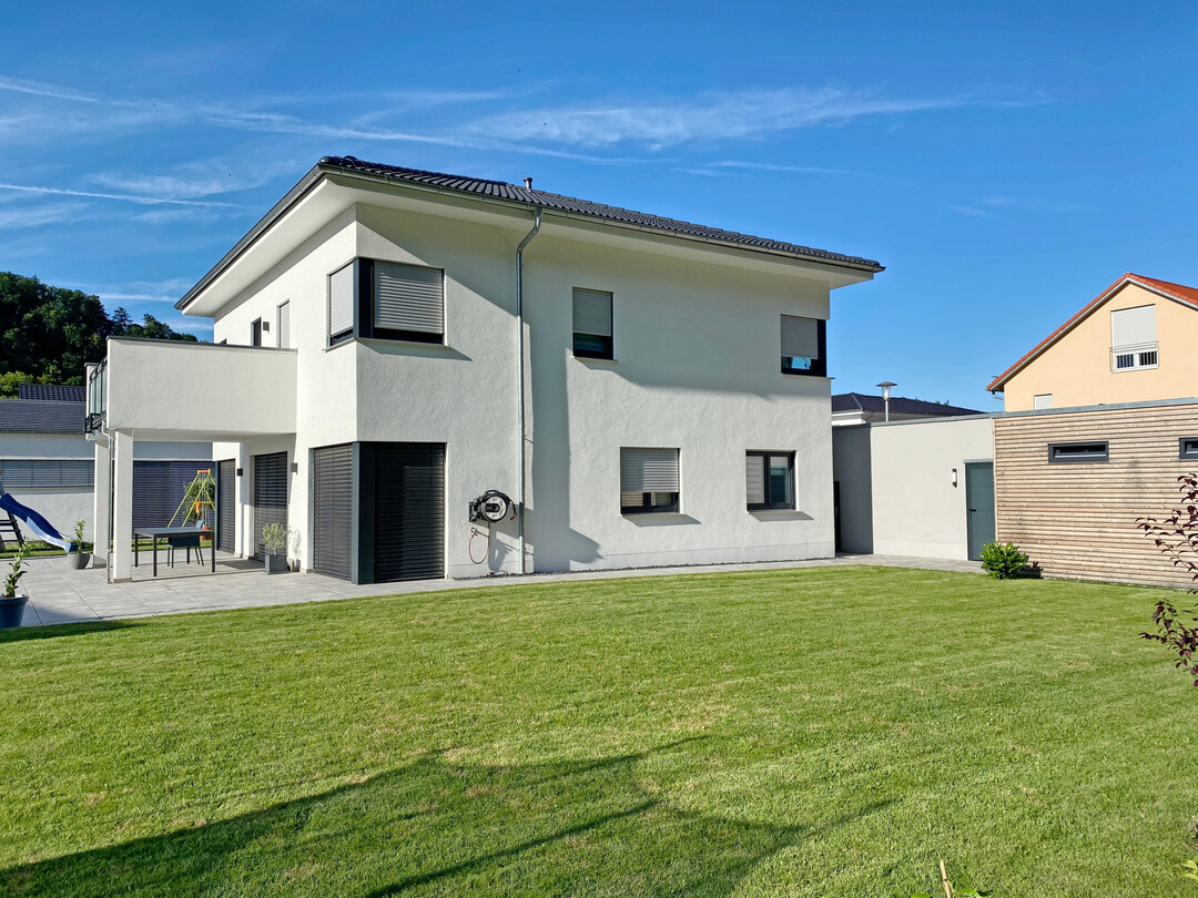 Viele Grten werden dem Begriff Grten kaum noch gerecht. Aber soziale Medien lassen diese Zustnde als normal und pflegeleicht erscheinen.