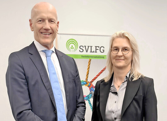 Gerhard Sehnert wurde zum SVLFG-Geschftsfhrer, Nicole Sadtkowski-Mnnel zu seiner Stellvertreterin gewhlt.