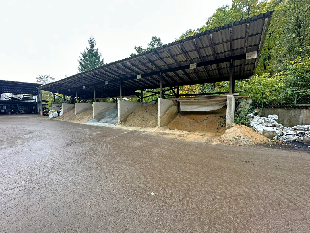 �berdachte Boxen erm�glichen das Mischen trockener Substrate.