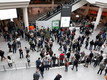 Krftig was los: Nach Corona zhlte die NrnbergMesse etwa 8 % weniger Besucher am ersten Tag - ein vergleichsweise guter Wert.