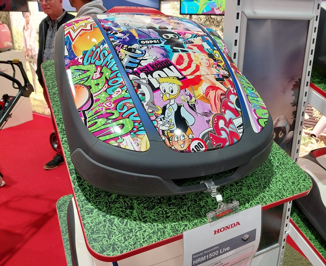 Mhroboter knnen auch bunt sein, gesehen bei Honda.