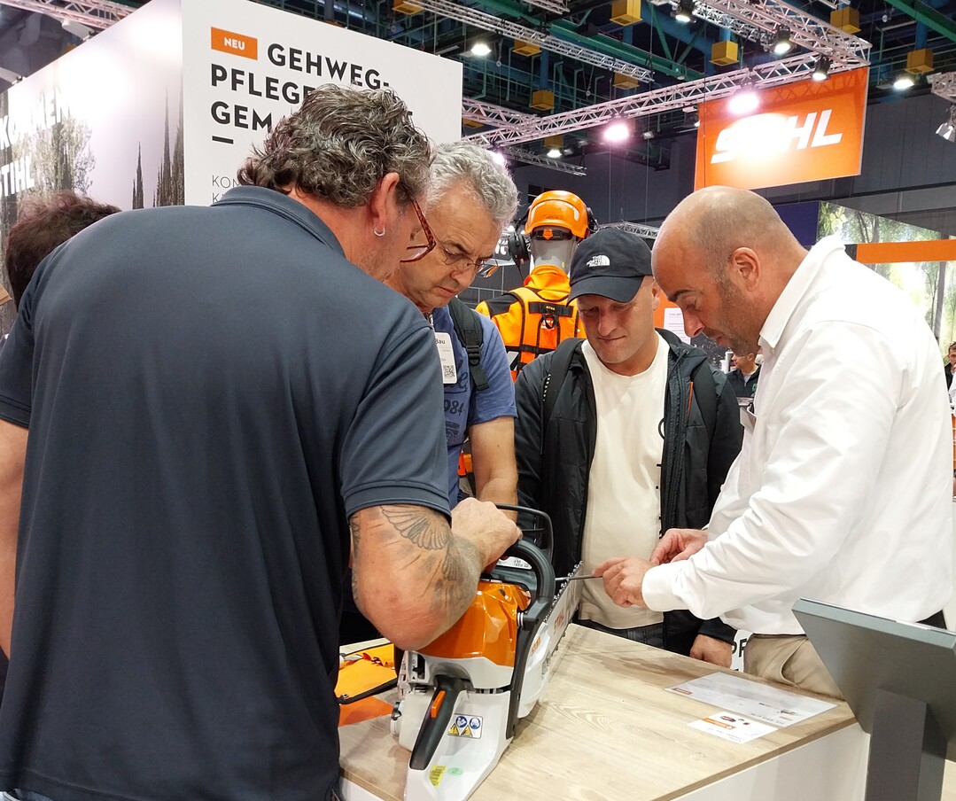 Kettenpflege lernt man hier auch (Stihl).