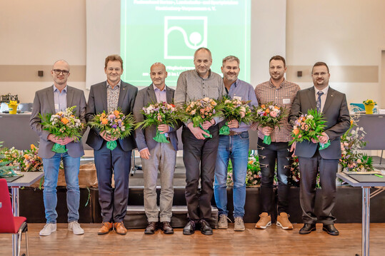 Das neue FGL-Präsidium: Willi Habel-Warda, Kay Brandenburg, Matthias Schenzle, Karsten Anschütz, Christian Kron, Marco Dädelow und FGL-Präsident Christian Schröter