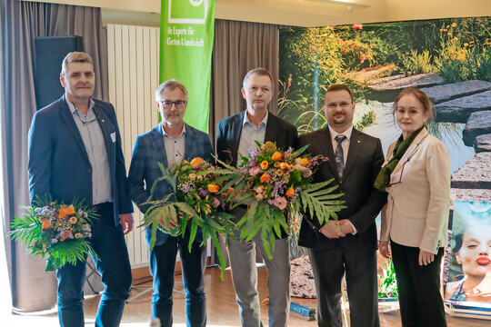 Die langjährigen Präsidiumsmitglieder Christian Jahnke, Burkhard Hilsch und Olaf Kirsch wurden von Christian Schröter und Meike Stelter verabschiedet.