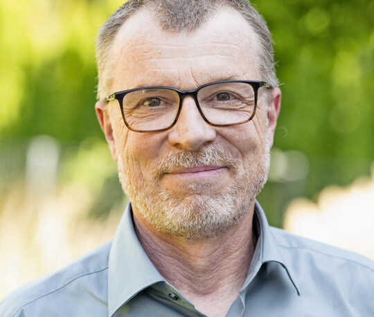 Bildungsausschuss-Vorsitzender Matthias L�sch freut sich �ber die Leistungen der Nachwuchskr�fte.