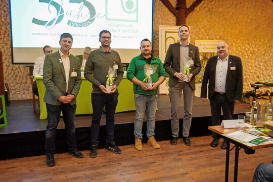 Kooptierende Pr�sidiumsmitglieder, im Bild v. l. VGL-Gesch�ftsf�hrer Axel Keul, Marius R�ger, Markus Britsche, Ulf-Peter Schilling, VGL-Pr�sident Andreas Wehle