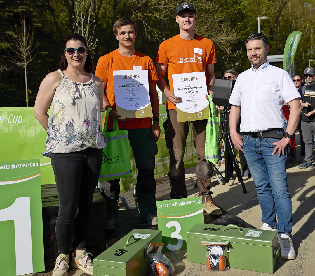  Felix St�hle (Garten-Moser Holding GmbH, Reutlingen) und Elia Pr�schel (Dominik Wei�haupt GmbH, Meckenbeuren) wurden Dritte.