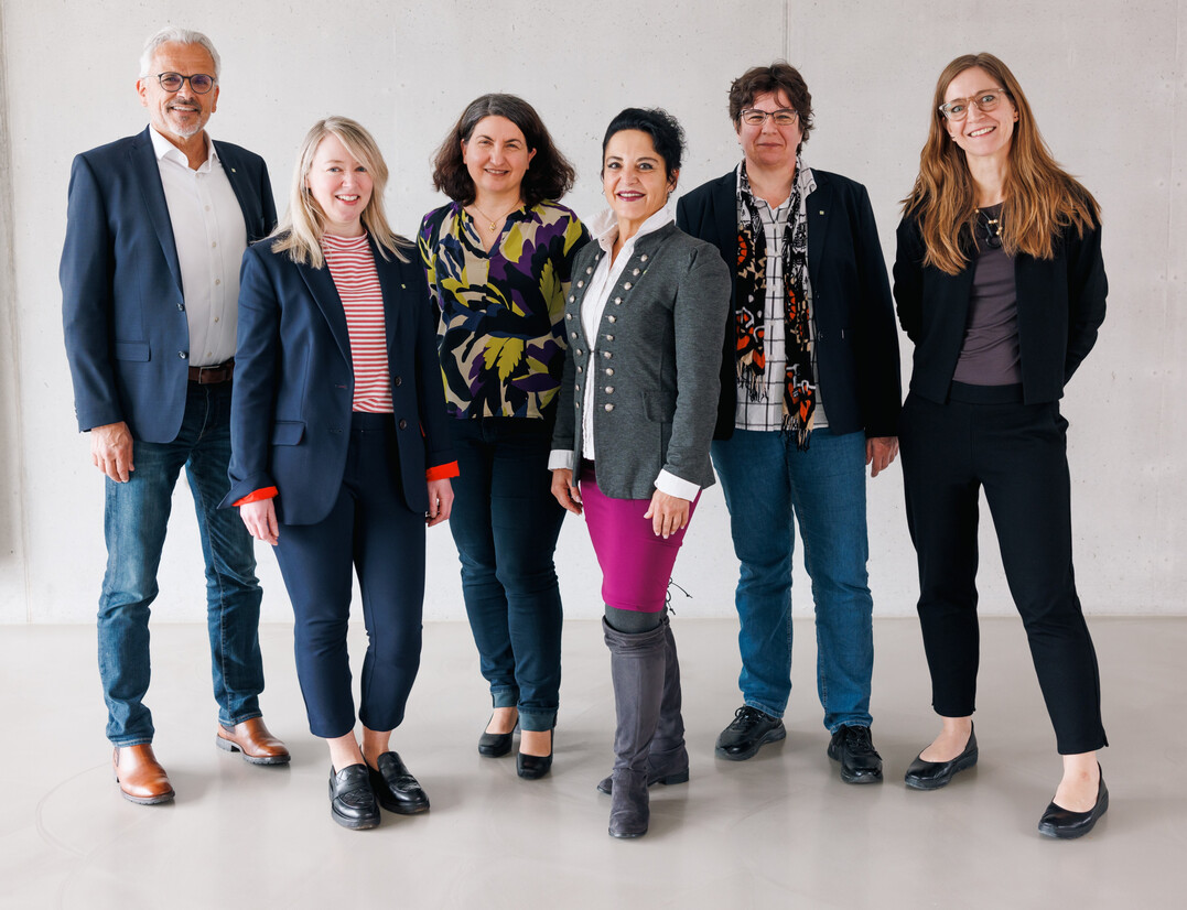 V. l.: Eric Veulliet, Christina Hans, Claudia Brand, Cristina Lenz, Ulrike Machold, Simone Linke