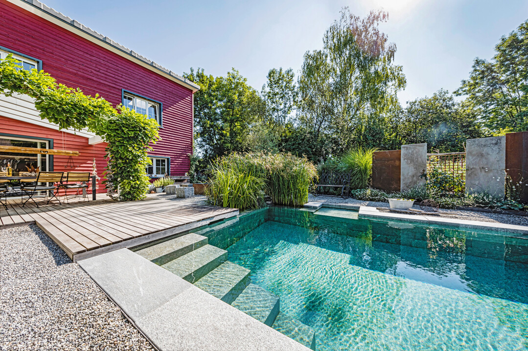 Für P4N ist der entscheidende Hebel zu mehr Nachhaltigkeit beim Naturpoolbau die verwendeten Baustoffe.