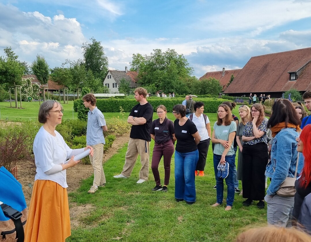 Themenfhrungen beim Fachforum Tachenhausen