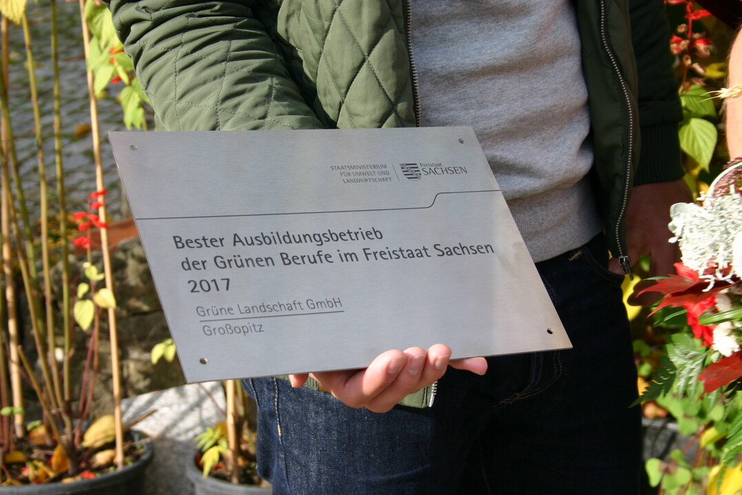 Mit diesem Prdikat kann die Firma "Grne Landschaft" aus Groopitz nun werben.
