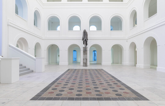Sieger in der Kategorie Innenrume aus Naturstein: Geffnete Wnde | Neugestaltung Dizesanmuseum Freising von Brckner & Brckner Architekten