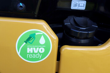 Aus organischen Fetten raffiniertes HVO kann klassischen Diesel ersetzen.