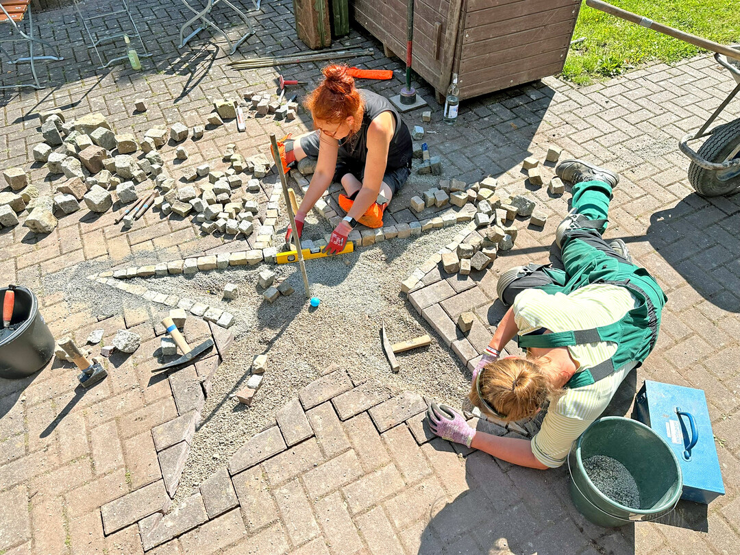 Der BaseG-Stern darf auf keiner Baustelle fehlen.