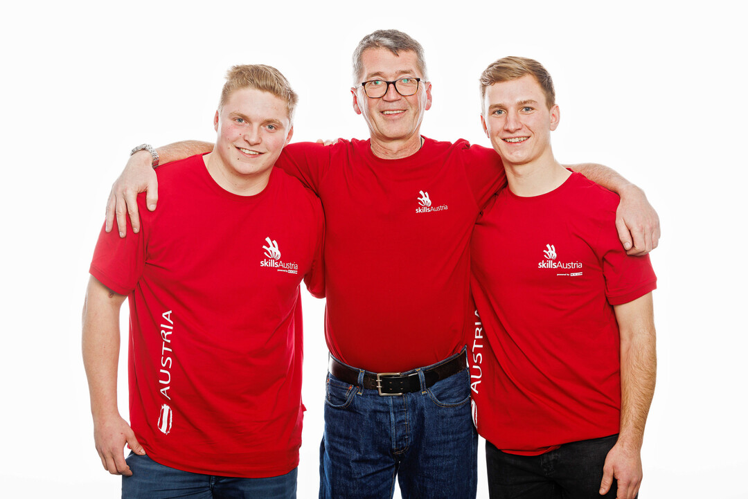 Die Tiroler Thomas Sojer und Benedikt Laiminger sind Staatsmeister und  gehen mit Betreuer Wolfgang Eder (m.) fr sterreich ins Rennen.