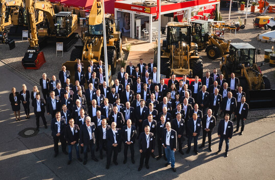 Das Team von Zeppelin Baumaschinen und Mitaussteller Zeppelin Rental konnte sich über eine erfolgreiche NordBau 2024 freuen.