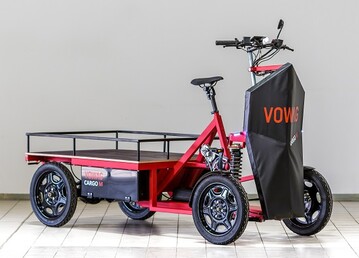 Der elektrisch untersttzte, vierrdrigen Hecklader CARGO M der VOWAG GmbH aus Plauen ist ein robustes, wartungsarmes eLasten-Pedelec, das mit seinen Zuladungs-, Aufbauten- und Transportmglichkeiten eine klimafreundliche Alternative etwa zum herkmmlichen Kastenwagen darstellt. 