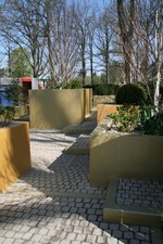 Der "Pyritgarten" von August Fichter aus Dreieich. Der Garten greift das Leitthema "Kristalline Gärten" auf.