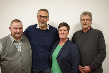Stephan Rolf (2. v. l.) und Birgit Koormann fhren seit dem 7. Mrz 2019 die Regionalgruppe, nachdem Rainer Kavermann (rechts auen) und Peter Stockreiter (links auen) ihr Amt niedergelegt hatten.