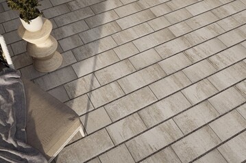 Die neue Farbe schilfbeige zaubert naturnahes Flair in jeden Garten. Sie schafft die perfekte Umgebung fr hochwertige Outdoor-Mbel aus Holz oder Geflecht.