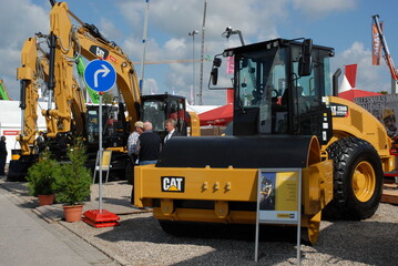 Gut besucht  der gemeinsame Messestand von Zeppelin Baumaschinen und Zeppelin Rental auf der NordBau 2014. Erneut konnte Zeppelin Rekordabschlsse auf der wichtigsten Baufachmesse im Norden verzeichnen.