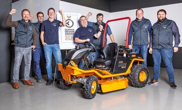Das AS-Motor Team prsentiert stolz den mit dem 
German Design Award ausgezeichneten AS 940 Sherpa 4WD.