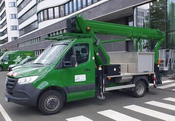Durch den RUTHMANNSTEIGER TBR 260 HV 5-Hybrid ist ein nahezu geruschloses arbeiten in Innenstdten, Fugngerzonen etc. mglich. 