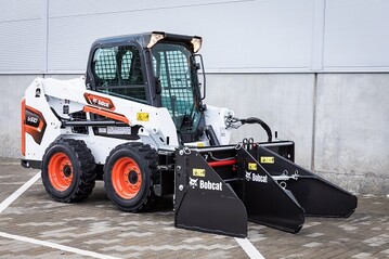 Alle Bobcat-Anbaugerte sind speziell fr die jeweiligen Maschinen konstruiert und zugelassen.