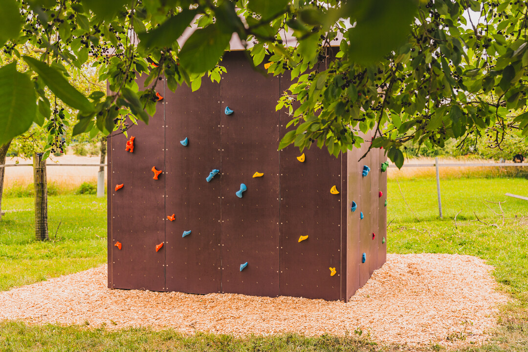 Der Boulderwrfel ist ein Ergebnis aus dem Schulalltag. Mittlerweile stehen schon fnf dieser Wrfel auf verschiedenen Schulhfen