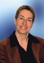 Aktuelle Tipps gibt DEGA-Rechts- und Steuerexpertin Gina Bronner-Martin