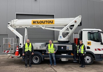 Mit dem Steiger T 300 XS hat der Nutzfahrzeughersteller Ruthmann seine neueste Lkw-Arbeitsbhne auf die Rder gestellt. Das weltweit erste ausgelieferte Modell der Baureihe rollte jetzt zur Zulassungspremiere in die Kiloutou-Niederlassung Erfurt. 