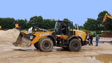 Der neuen Radlader Case 921G feierte seine Deutschlandpremiere auf den Norddeutschen Baumaschinentag.