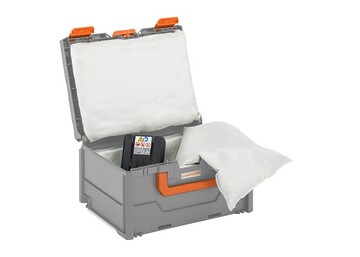 Durch eine spezielle Brandschutzauskleidung und formbare Spezialkissen schtzt die schlagzhe Kunststoffbox den Akku vor Beschdigung und im Brandfall die Umgebung vor Feuer. 
